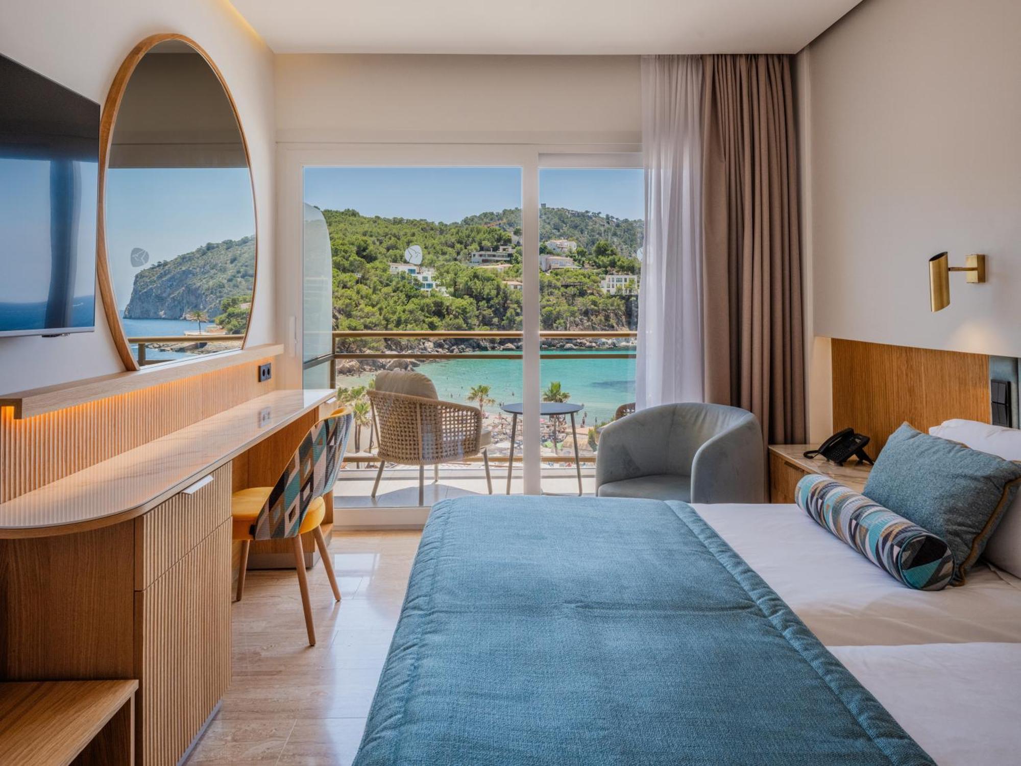 Grupotel Playa Camp De Mar - Adults Only Екстер'єр фото
