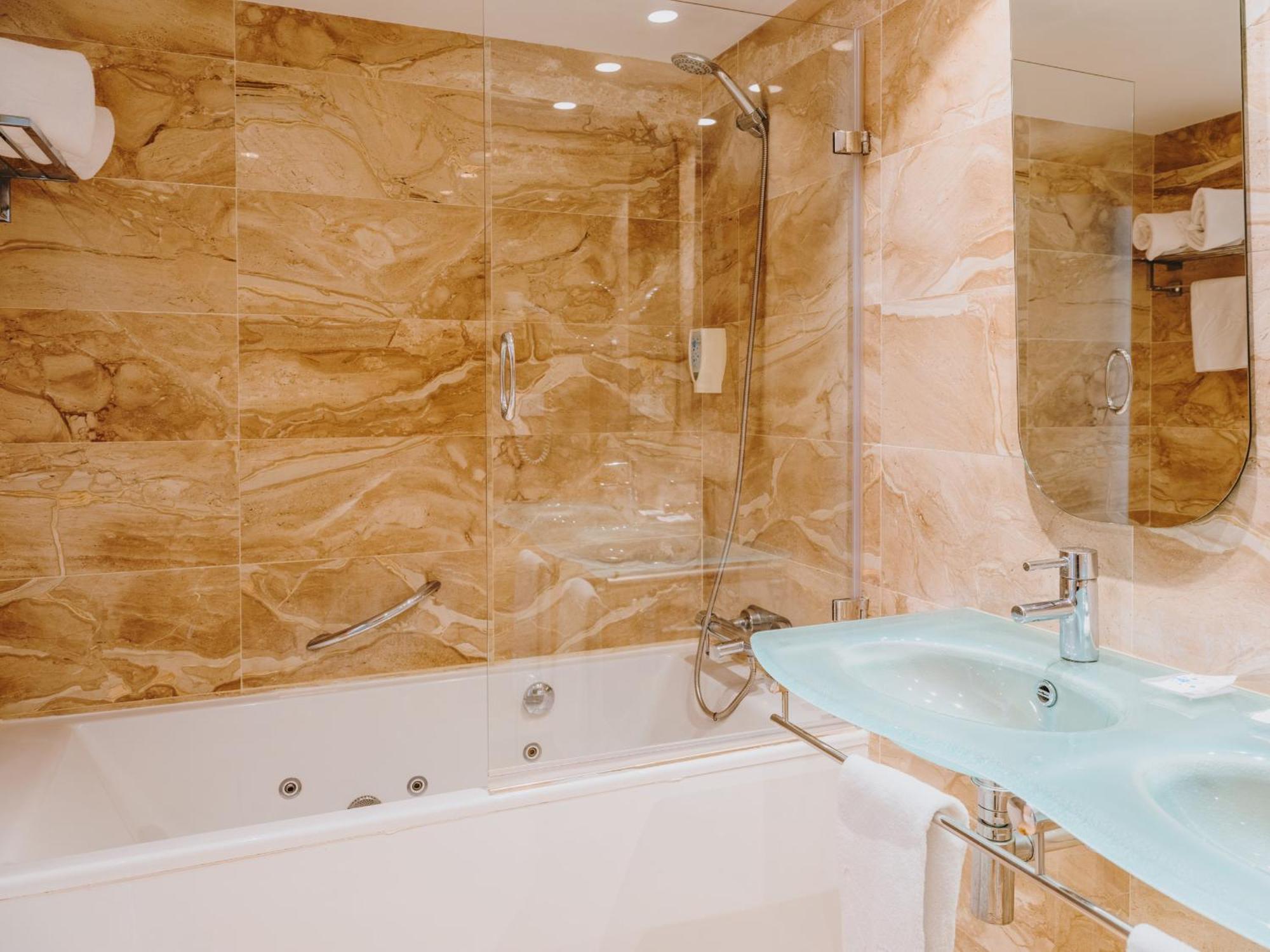 Grupotel Playa Camp De Mar - Adults Only Екстер'єр фото